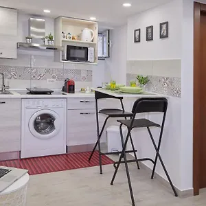 https://la-palma-loft-located-in-the-heart-of-catania.catania-hotels.net
